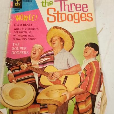 LOT 226 THE THREE STOOGES COMIC BOOK