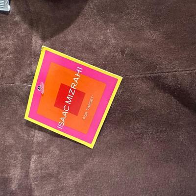 Lot 1 Tagged, Unworn Clothing