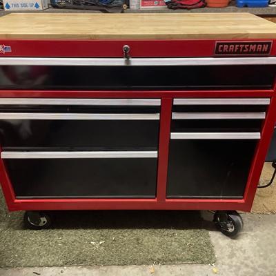 Craftsman portable tool bench