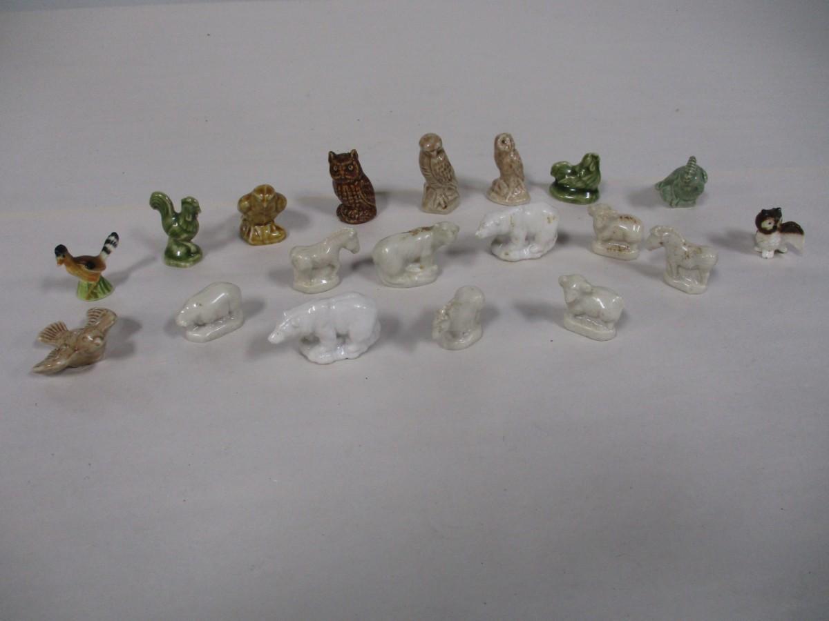 Red Rose Tea Figurines Lot 2
