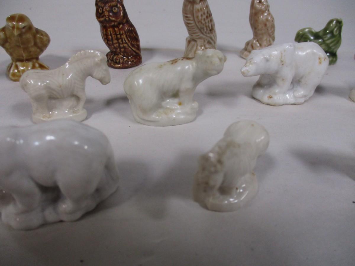 Red Rose Tea Figurines Lot 2