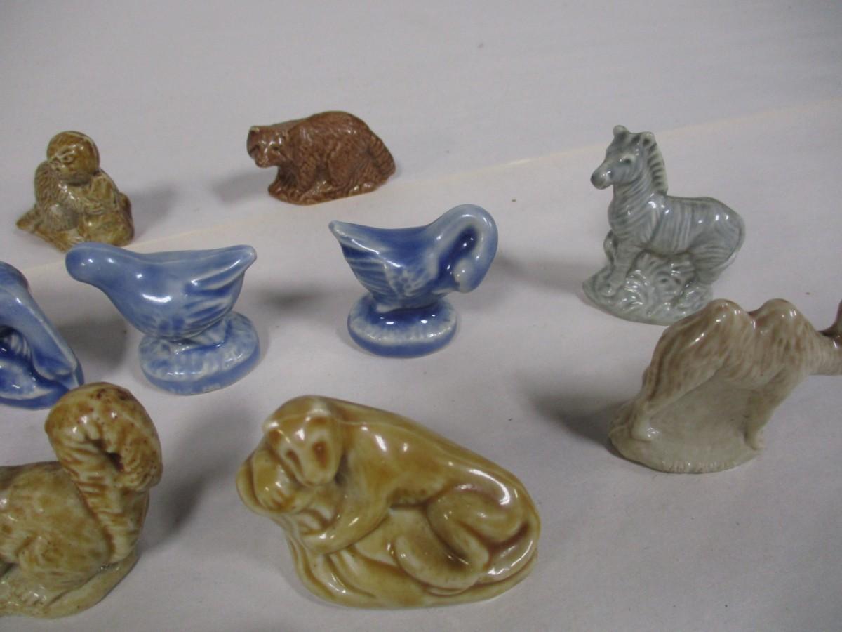 Red Rose Tea Figurines Lot 3