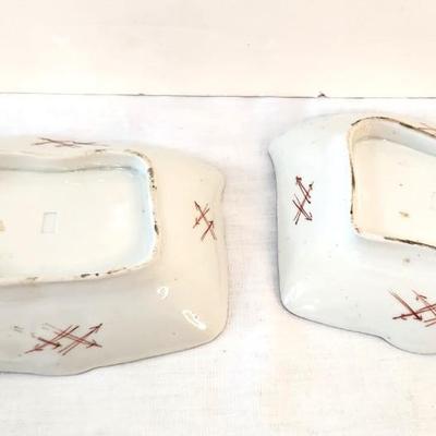Lot #156 Pair of Early 20th Century Chinese Imari Dishes