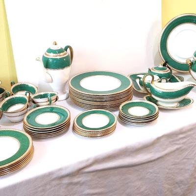 Lot #169  Lovely Set of Wedgewood China in the "Ulander" pattern