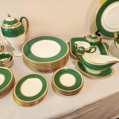 Lot #169  Lovely Set of Wedgewood China in the "Ulander" pattern