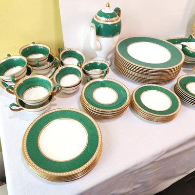 Lot #169  Lovely Set of Wedgewood China in the "Ulander" pattern