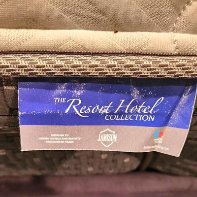 Lot #174  Serta Motion Custom Twin LONG bed - adjustable with remote