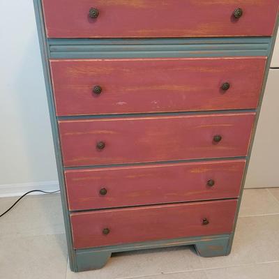 Chest of drawers