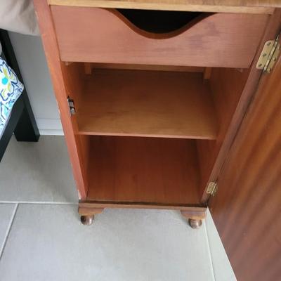 Vintage pr tables