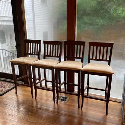 4 pier one barstools