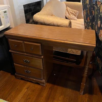 Childs desk