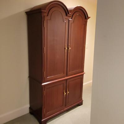 Solid Wood Two Piece Bureau (UH-DW)