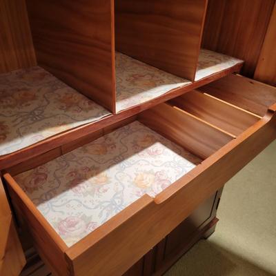 Solid Wood Two Piece Bureau (UH-DW)