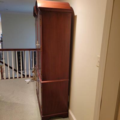 Solid Wood Two Piece Bureau (UH-DW)