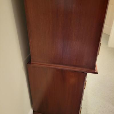 Solid Wood Two Piece Bureau (UH-DW)