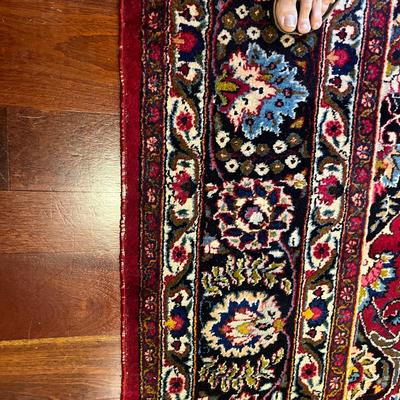 Hand Woven Wool 8' x 12'  Rug (O-MG)