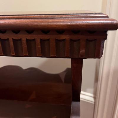 Wooden Side Table/Magazine Rack (O-MG)