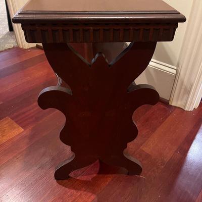 Wooden Side Table/Magazine Rack (O-MG)