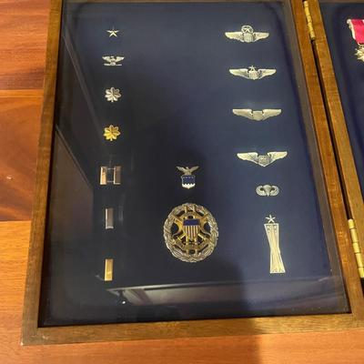 Military Badges, Pins & Medals (O-MG)