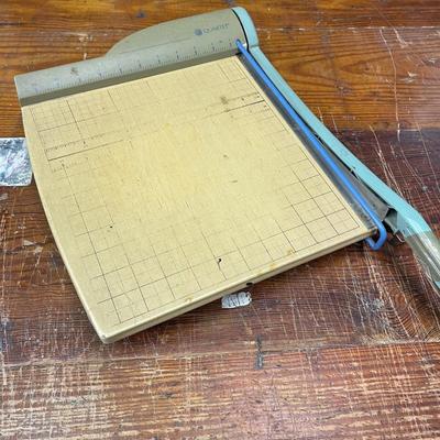Paper Cutter