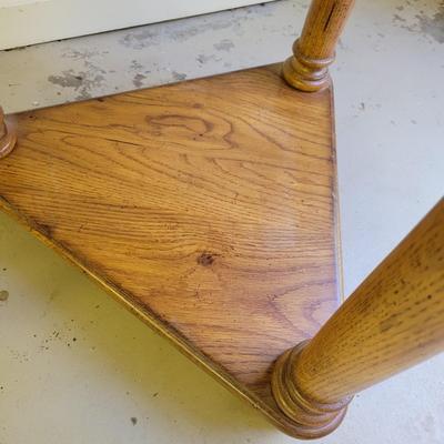 Round Drop Leaf Table (G-DW)