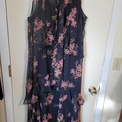 Dressy Floral Dress New