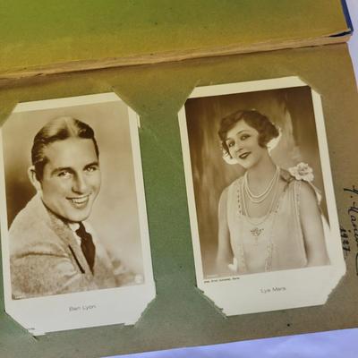 Vintage Actor Postcards (G-DW)