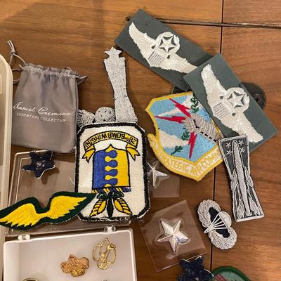 Ben Silver Buttons and More! (BR-SS)