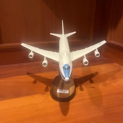 Collection of Military Desk Model Aircraft Planes (O-MG)