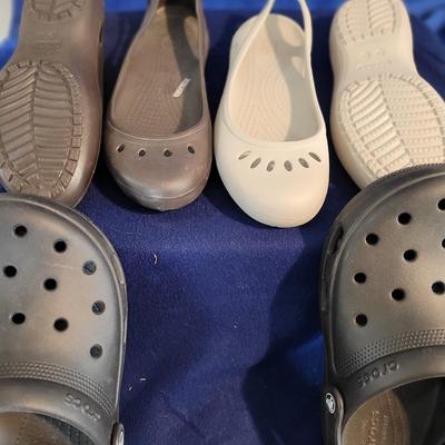 Crocs  3 pr  New