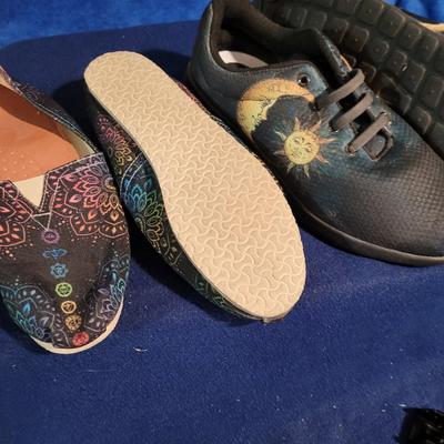 "Yes WE Vibe" Sneakers