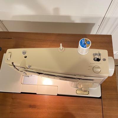 Singer Stylist Sewing Table (BR-SS)