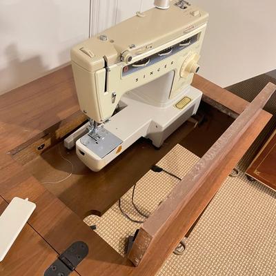Singer Stylist Sewing Table (BR-SS)