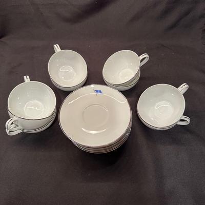 Seyei China Cups and Saucers (B-KL)