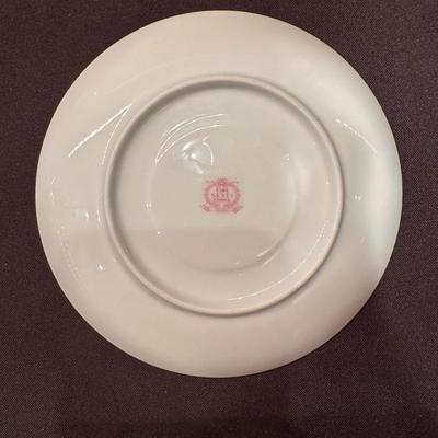 Seyei China Cups and Saucers (B-KL)