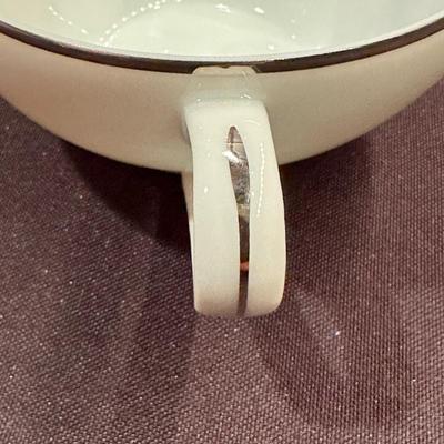Seyei China Cups and Saucers (B-KL)