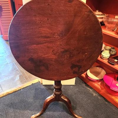 Lot #197  Antique Tilt Top Table - good working condition