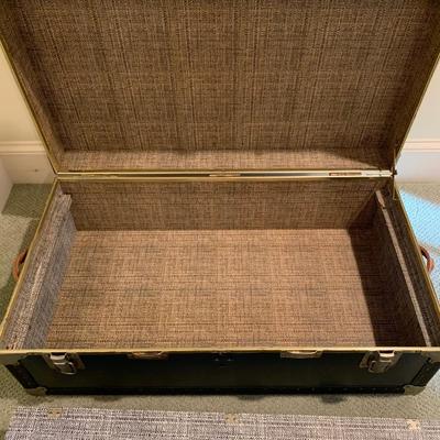 Navy Blue Steamer Trunk with Insert (UH-KW)