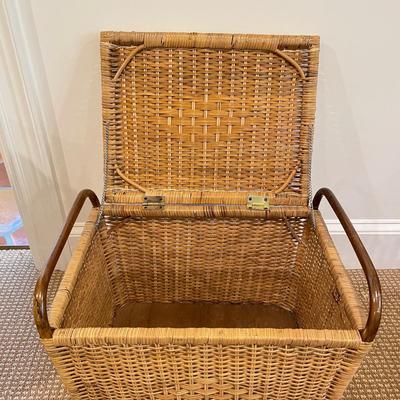 Woven Storage incl Tiered Rolling Hamper (BR-SS)