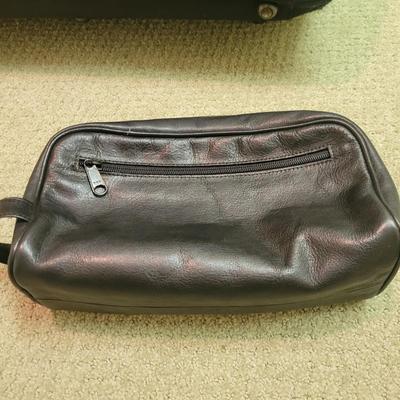 TUMI Wheeled Garment Bags and More (BR1-KW)