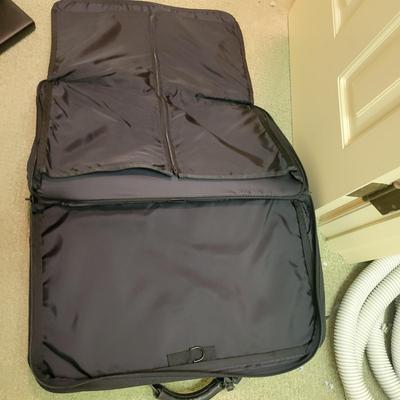 TUMI Wheeled Garment Bags and More (BR1-KW)