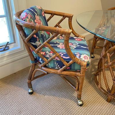 Bamboo Table with Four Chairs (BR-SS)