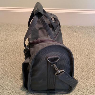 Green TUMI Rolling Luggage with Carry-on Bag (BR1-KW)