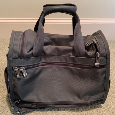 Green TUMI Rolling Luggage with Carry-on Bag (BR1-KW)