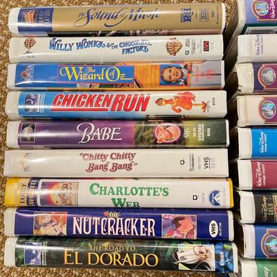 27 Childrenâ€™s Classic VHS Movies (BR-SS)