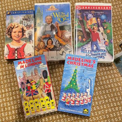 27 Childrenâ€™s Classic VHS Movies (BR-SS)