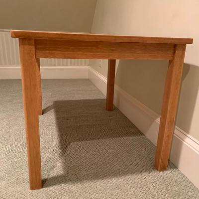 Kidâ€™s Table and Chairs (BR1-KW)