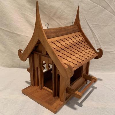 Handcrafted Birdhouse Collection (UH-KW)