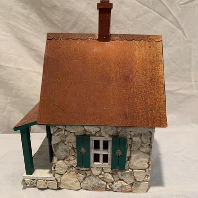 Handcrafted Birdhouse Collection (UH-KW)