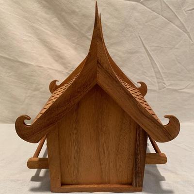 Handcrafted Birdhouse Collection (UH-KW)